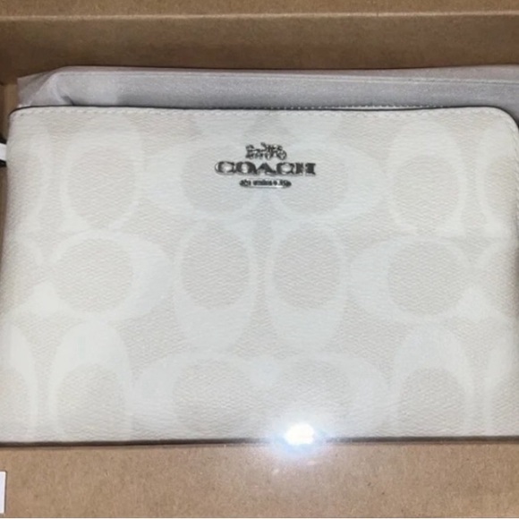 NWT COACH Boxed Wallet Cardholder Wristlet w Charms In Glacier White Authentic - Picture 2 of 5